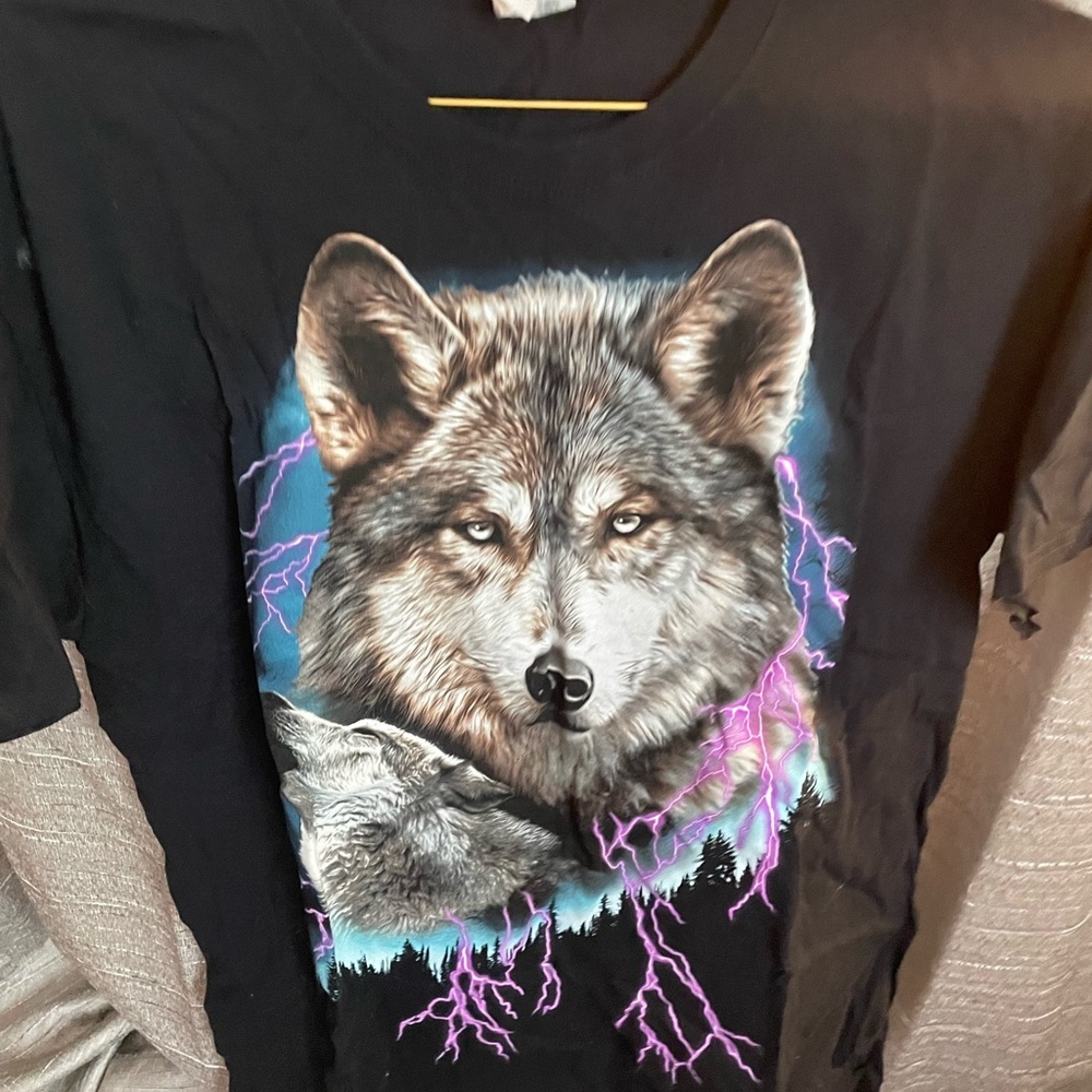 Fruit of the loom Cotton men’s large Wolf T-shirt